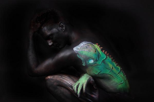 Body paintings by Gesine Marwedel