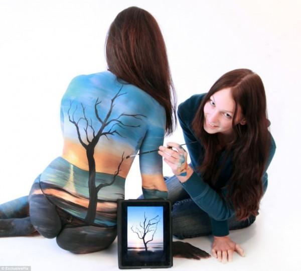 Body paintings by Gesine Marwedel