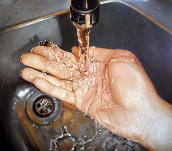 Realistic Paintings by Linnea Strid
