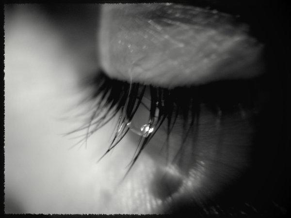 30 Beautiful Sad Pictures