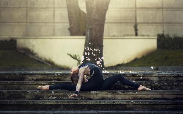 Dancing Photography by Dimitry Roulland