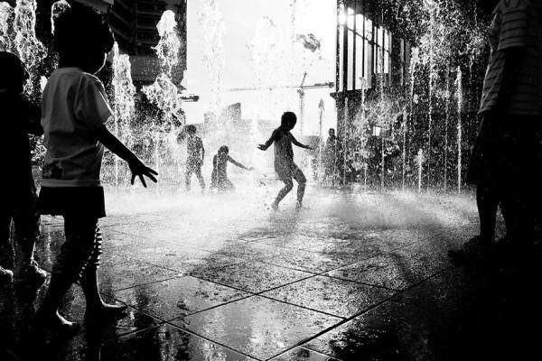 40 Stunning Black and White Photos