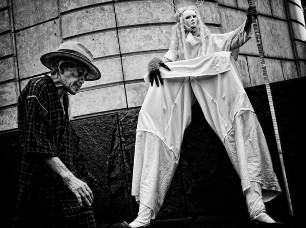 40 Stunning Black and White Photos