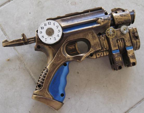nerf_nite_finder_steampunk_mod_by_aimeekitty554_434 20 Stunning Steampunk Artisan Crafts