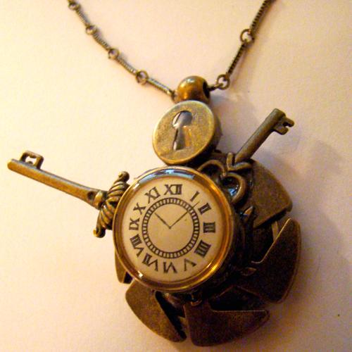 razorblade_clock_keys_pendant_by_steamsociety500_500 20 Stunning Steampunk Artisan Crafts