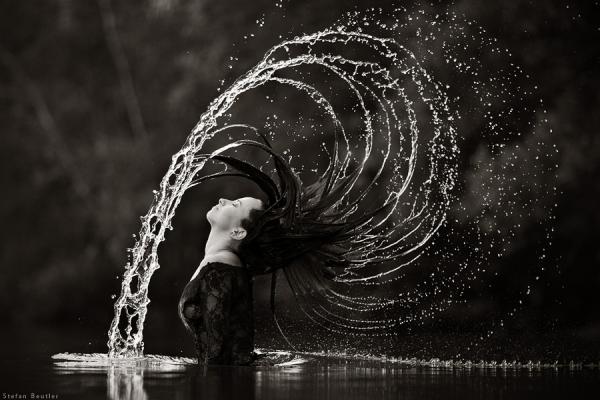 23 days-like-these_by_Stefan-Beutler600_400 50 Inspiring Examples of Water in Art