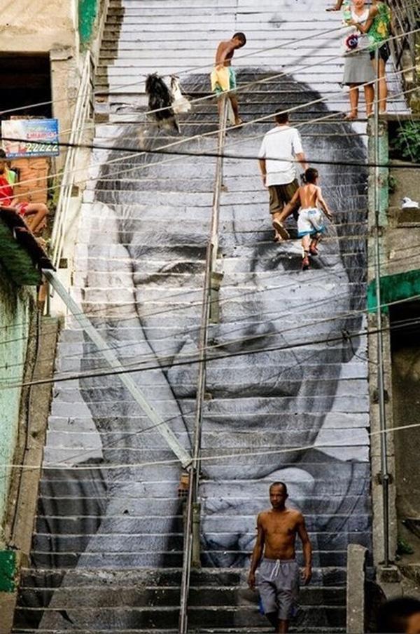 30 Beautiful Street Artworks on Stairs
