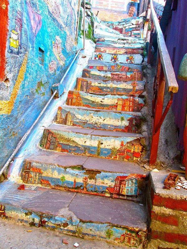 30 Beautiful Street Artworks on Stairs