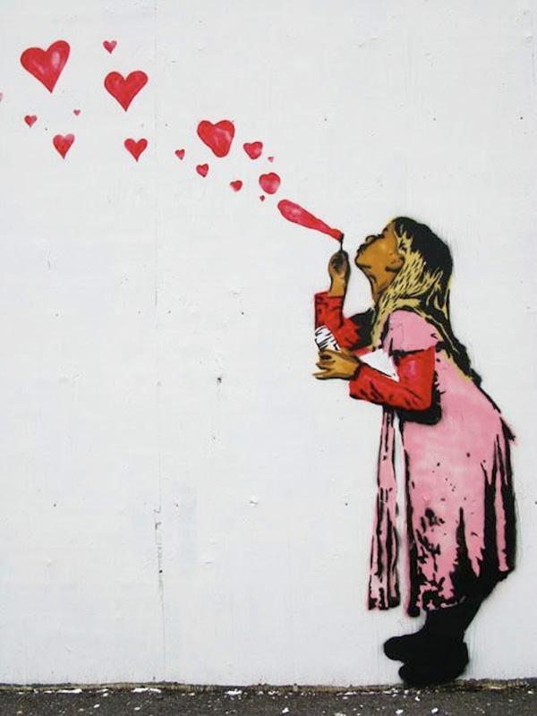 10 Breathtaking Pieces of Love Street Art
