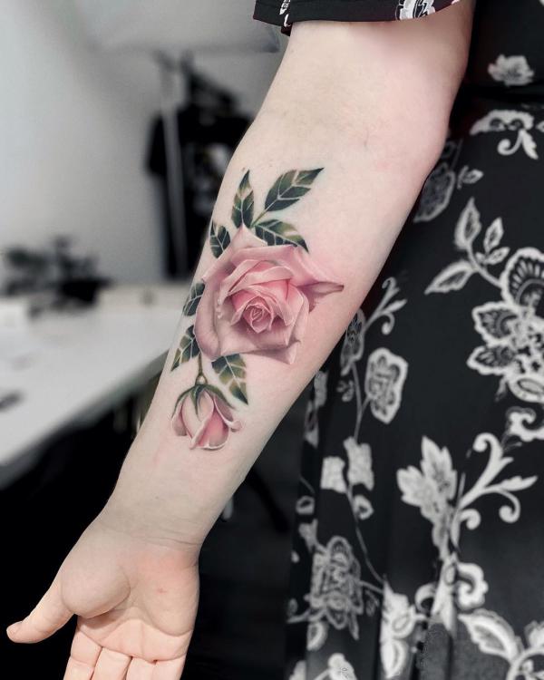 140 Meaningful Rose Tattoo Designs