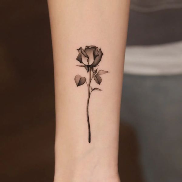 140 Meaningful Rose Tattoo Designs