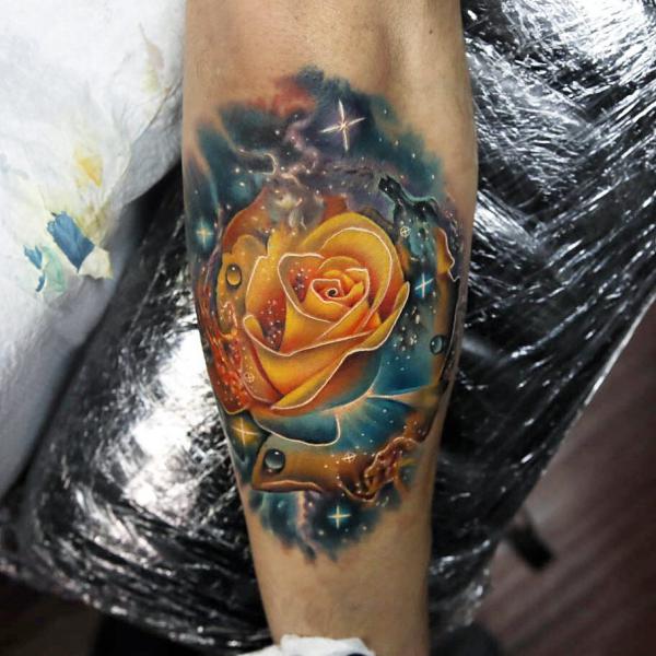 140 Meaningful Rose Tattoo Designs