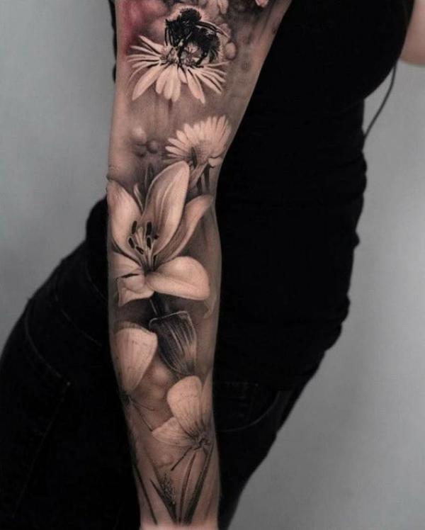 90 Awesome Lily Tattoo Designs with Meaning