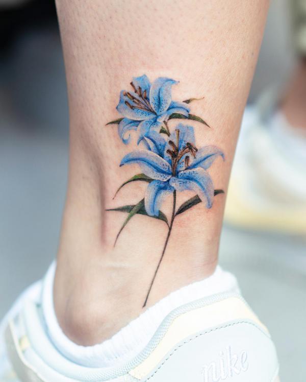 90 Awesome Lily Tattoo Designs with Meaning