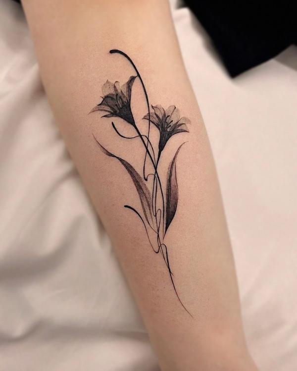 90 Awesome Lily Tattoo Designs with Meaning