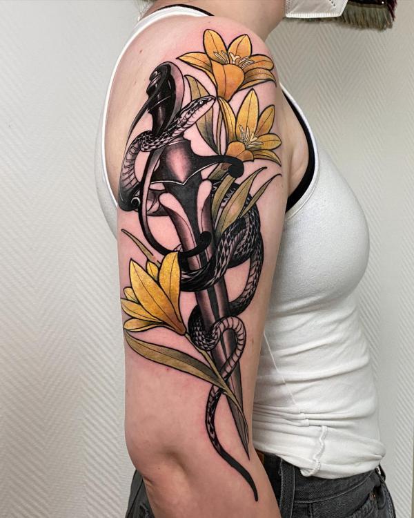 90 Awesome Lily Tattoo Designs with Meaning