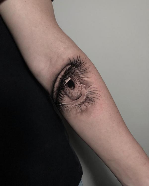 100 Eye Tattoos to Inspire Your Next Ink