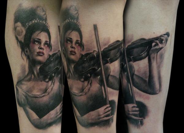 50 Amazing Girl Tattoo Designs