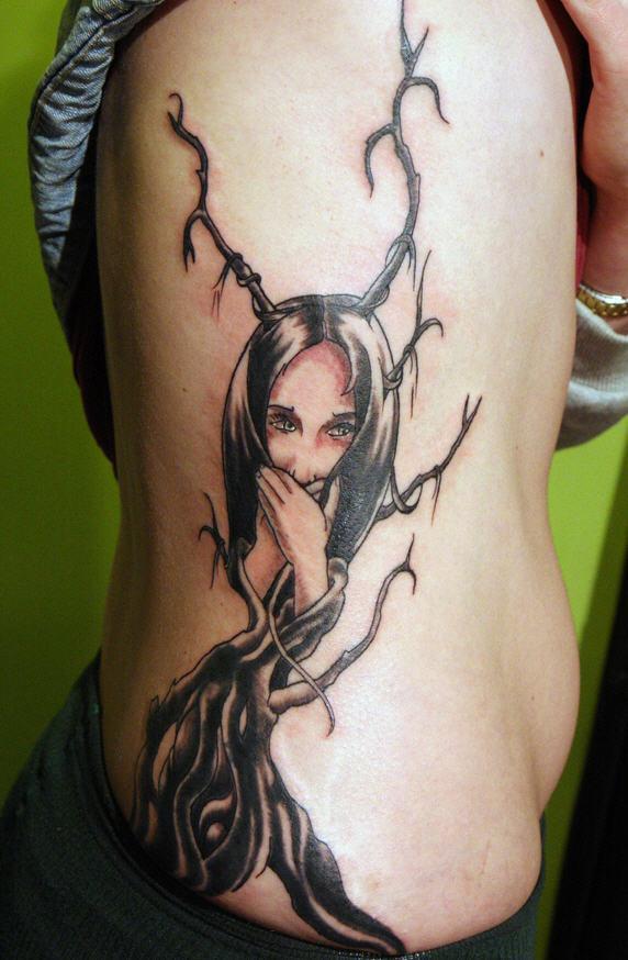 50 Amazing Girl Tattoo Designs