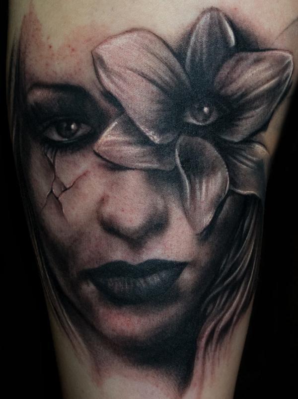 50 Amazing Girl Tattoo Designs