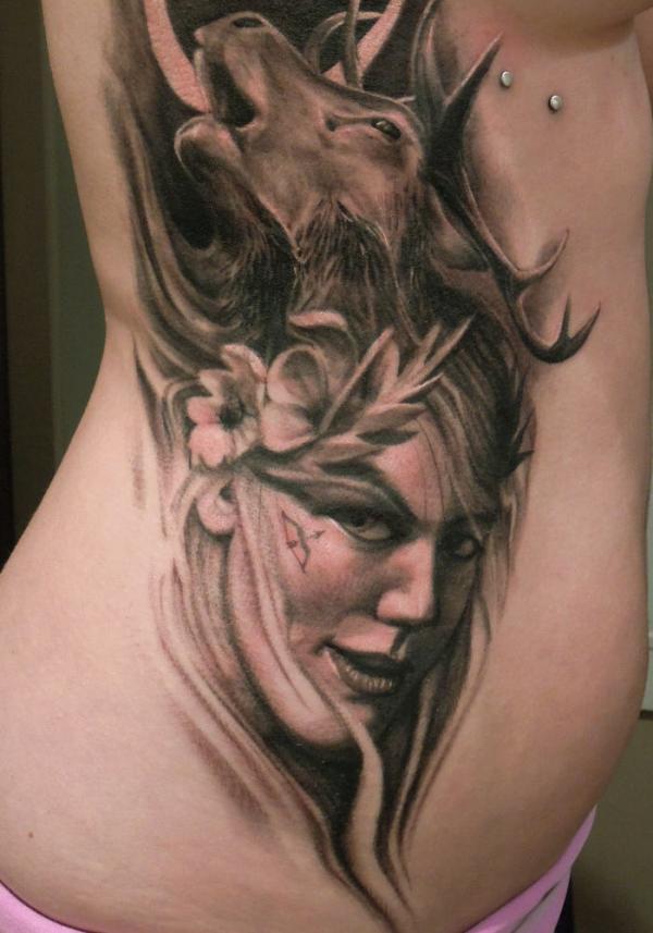 50 Amazing Girl Tattoo Designs