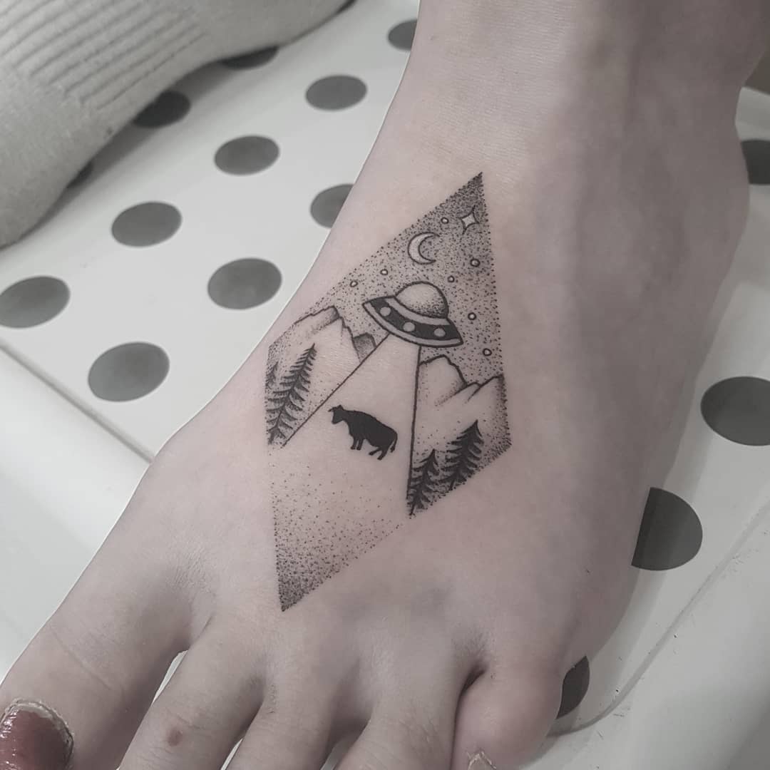 50 Awesome Foot Tattoo Designs