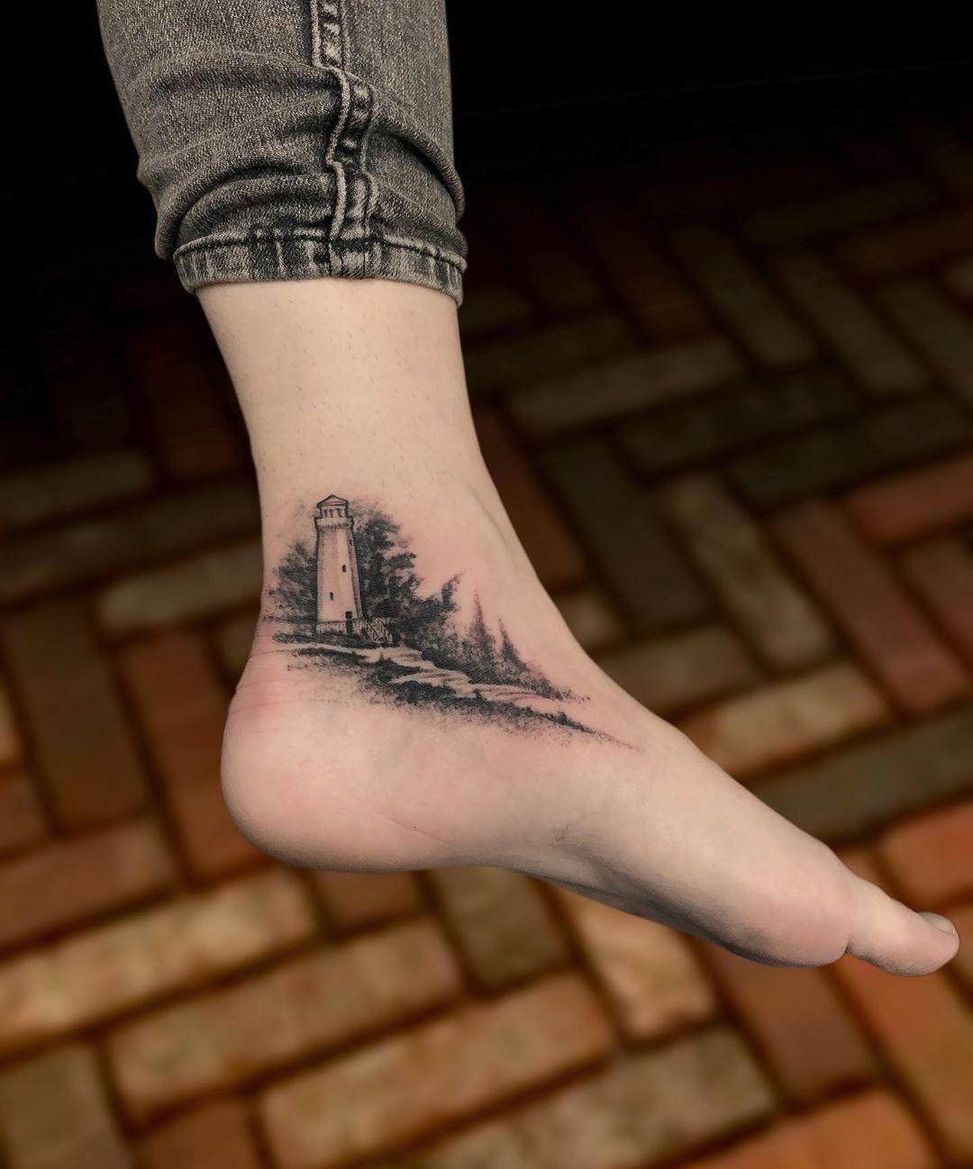 50 Awesome Foot Tattoo Designs