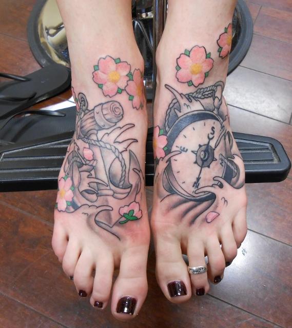 50 Awesome Foot Tattoo Designs