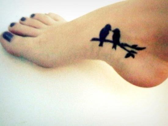 50 Awesome Foot Tattoo Designs
