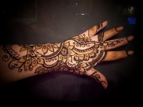 50 Intricate Henna Tattoo Designs