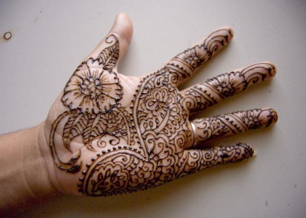 50 Intricate Henna Tattoo Designs