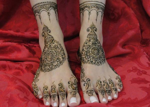 50 Intricate Henna Tattoo Designs
