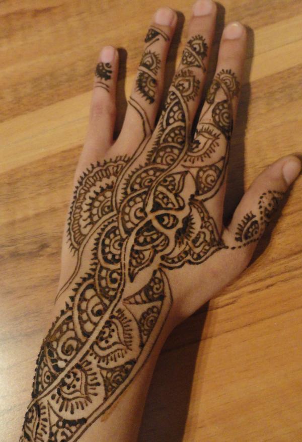 50 Intricate Henna Tattoo Designs