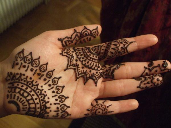 50 Intricate Henna Tattoo Designs