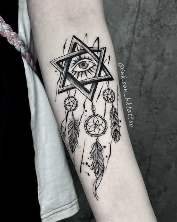 50 Beautiful Feather Tattoo Designs