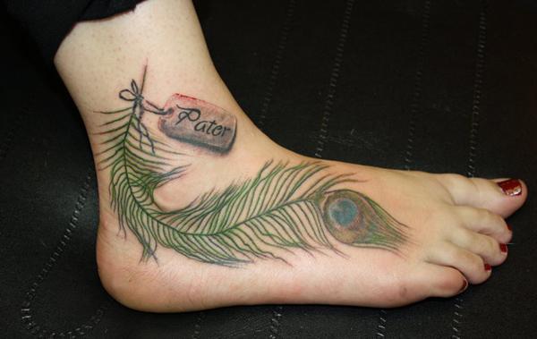 50 Beautiful Feather Tattoo Designs