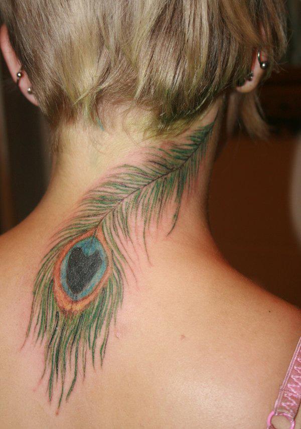 50 Beautiful Feather Tattoo Designs
