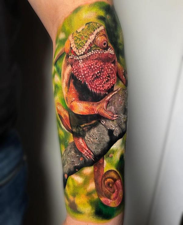 110 Animal Tattoo Designs with Meanings