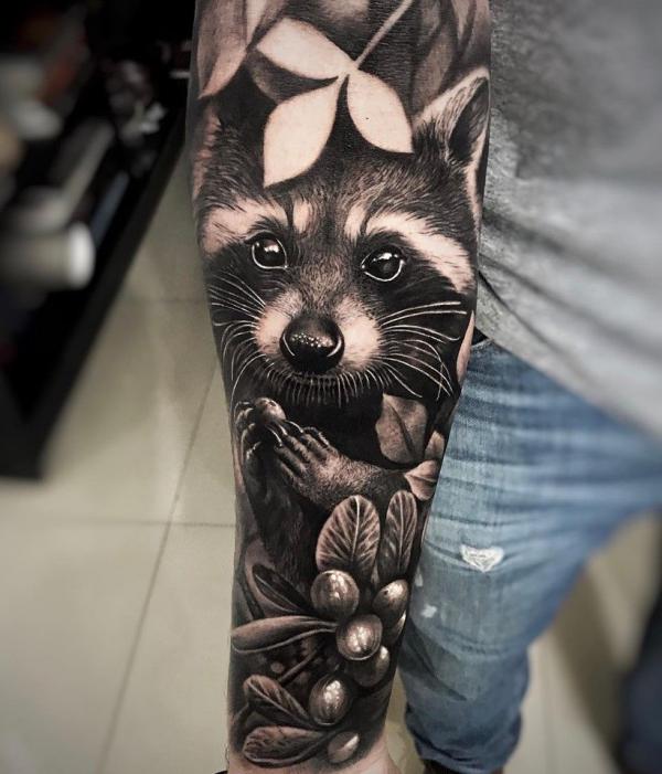 110 Animal Tattoo Designs with Meanings