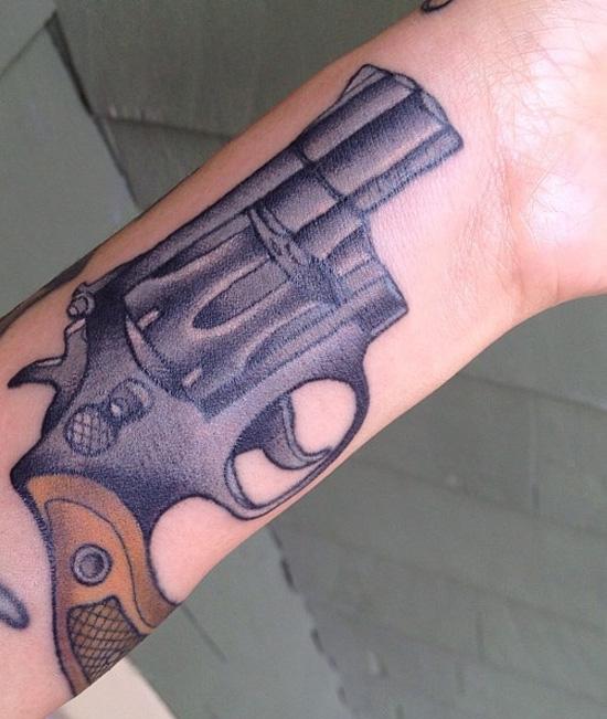 18 gun tattoo 35 Awesome Gun Tattoo Designs