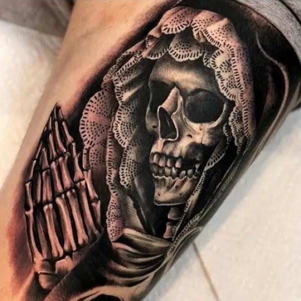 50 Awesome Praying Hands Tattoos
