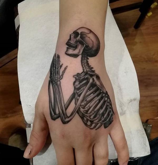 50 Awesome Praying Hands Tattoos