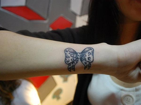 50 Eye-Catching Wrist Tattoo Ideas