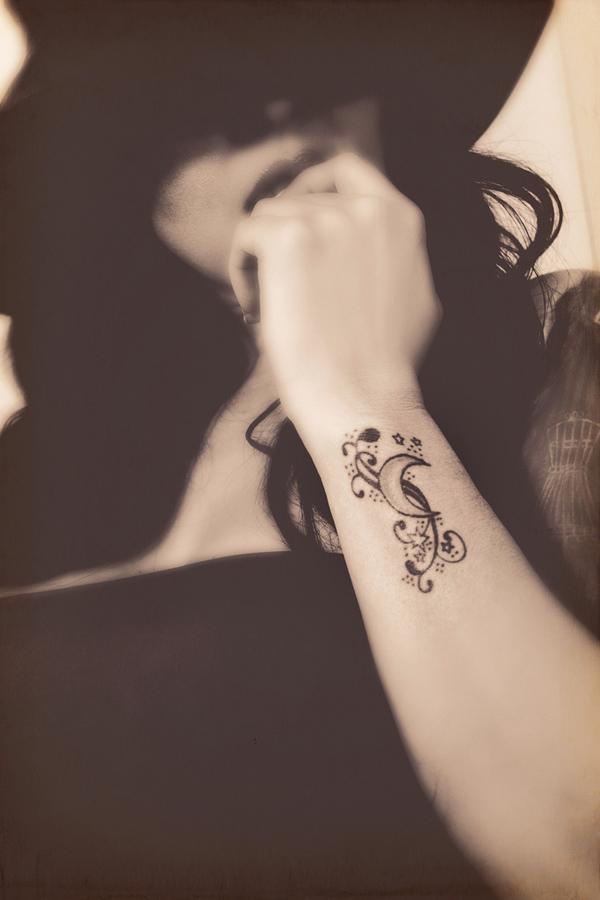 50 Examples of Moon Tattoos