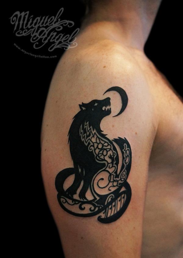 50 Examples of Moon Tattoos