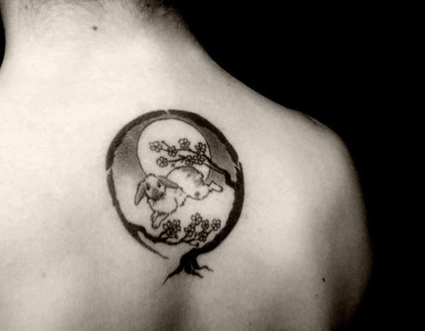 50 Examples of Moon Tattoos