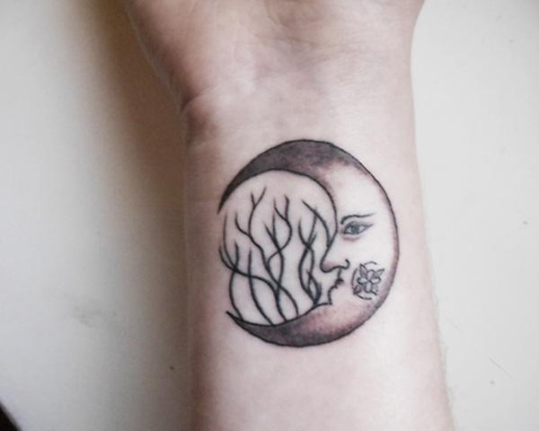 50 Examples of Moon Tattoos