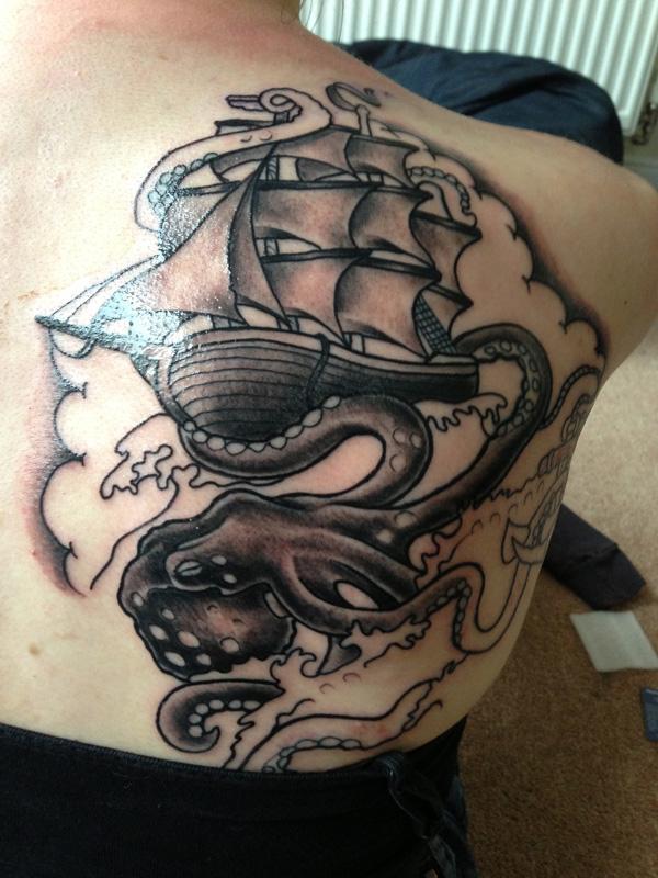120+ Awesome Octopus Tattoo Designs