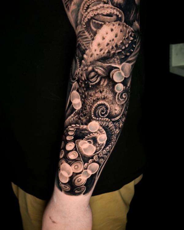 120+ Awesome Octopus Tattoo Designs