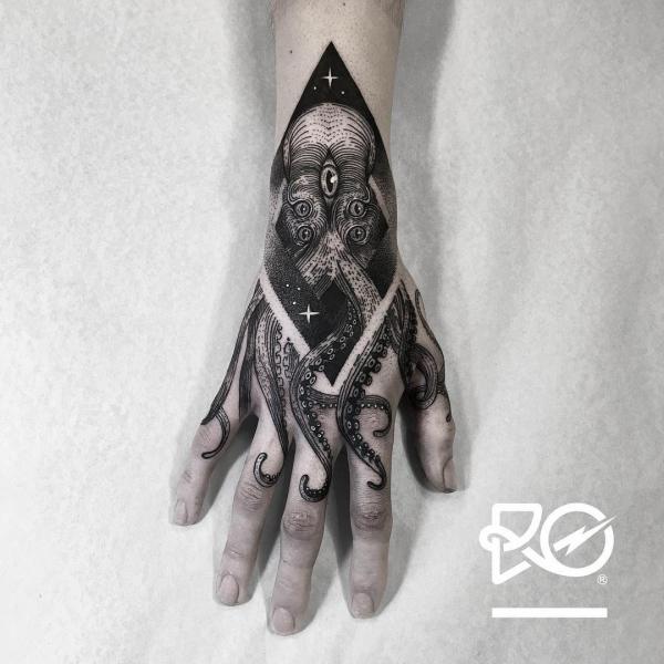 120+ Awesome Octopus Tattoo Designs